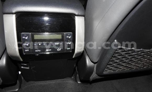 Nunua Ilio tumika Toyota Land Cruiser Prado White Gari ndani ya Blantyre nchini Malawi Nunua Ilio tumika Toyota Land Cruiser Prado White Gari ndani ya Blantyre nchini Malawi