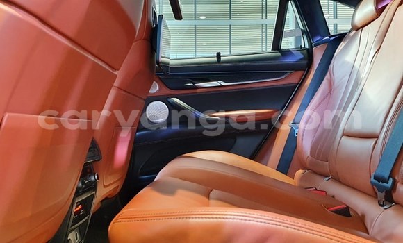 Nunua Ilio tumika BMW X6 M Silver Gari ndani ya Blantyre nchini Malawi Nunua Ilio tumika BMW X6 M Silver Gari ndani ya Blantyre nchini Malawi