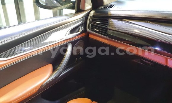 Nunua Ilio tumika BMW X6 M Silver Gari ndani ya Blantyre nchini Malawi Nunua Ilio tumika BMW X6 M Silver Gari ndani ya Blantyre nchini Malawi