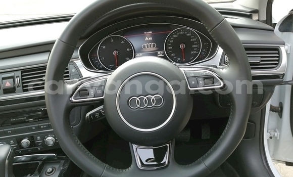 Nunua Ilio tumika Audi A6 White Gari ndani ya Blantyre nchini Malawi Nunua Ilio tumika Audi A6 White Gari ndani ya Blantyre nchini Malawi