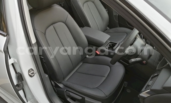 Nunua Ilio tumika Audi A6 White Gari ndani ya Blantyre nchini Malawi Nunua Ilio tumika Audi A6 White Gari ndani ya Blantyre nchini Malawi