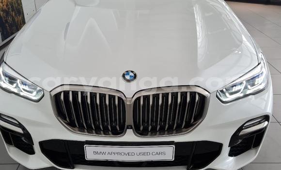 Nunua Ilio tumika BMW X5 White Gari ndani ya Blantyre nchini Malawi Nunua Ilio tumika BMW X5 White Gari ndani ya Blantyre nchini Malawi
