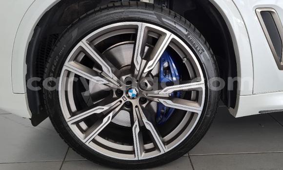 Nunua Ilio tumika BMW X5 White Gari ndani ya Blantyre nchini Malawi Nunua Ilio tumika BMW X5 White Gari ndani ya Blantyre nchini Malawi