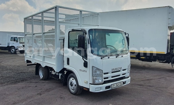 Buy Used Isuzu FTR 850 White Truck in Lilongwe in Malawi Buy Used Isuzu FTR 850 White Truck in Lilongwe in Malawi