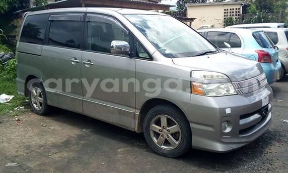 Buy Used Toyota Voxy Silver Car in Blantyre in Malawi Buy Used Toyota Voxy Silver Car in Blantyre in Malawi