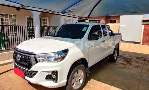Acheter Occasion Voiture Toyota Hilux Blanc à Blantyre, Malawi Acheter Occasion Voiture Toyota Hilux Blanc à Blantyre, Malawi