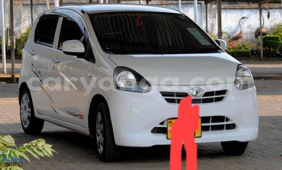 Acheter Occasion Voiture Daihatsu Mira Blanc à Blantyre, Malawi Acheter Occasion Voiture Daihatsu Mira Blanc à Blantyre, Malawi