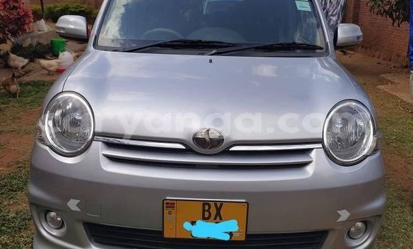 Buy Used Toyota Sienta Silver Car in Blantyre in Malawi Buy Used Toyota Sienta Silver Car in Blantyre in Malawi