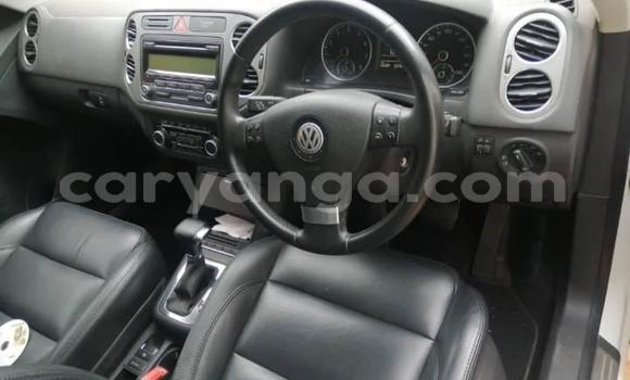 Nunua Ilio tumika Volkswagen Tiguan White Gari ndani ya Blantyre nchini Malawi Nunua Ilio tumika Volkswagen Tiguan White Gari ndani ya Blantyre nchini Malawi