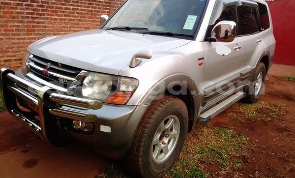 Nunua Ilio tumika Mitsubishi Pajero Silver Gari ndani ya Blantyre nchini Malawi Nunua Ilio tumika Mitsubishi Pajero Silver Gari ndani ya Blantyre nchini Malawi