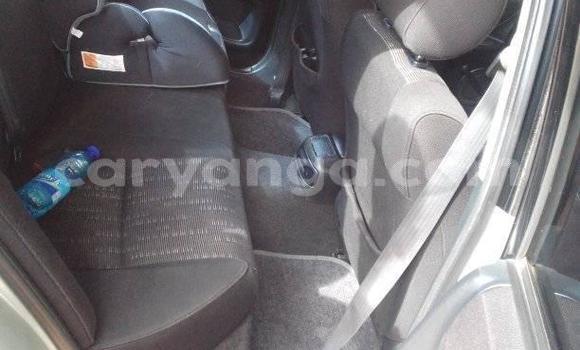 Nunua Ilio tumika Toyota Altezza Silver Gari ndani ya Blantyre nchini Malawi Nunua Ilio tumika Toyota Altezza Silver Gari ndani ya Blantyre nchini Malawi