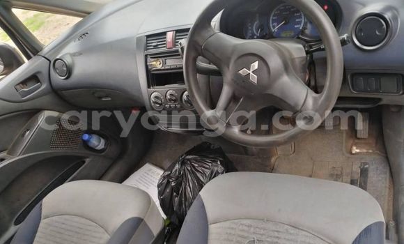 Nunua Ilio tumika Mitsubishi Colt Silver Gari ndani ya Blantyre nchini Malawi Nunua Ilio tumika Mitsubishi Colt Silver Gari ndani ya Blantyre nchini Malawi
