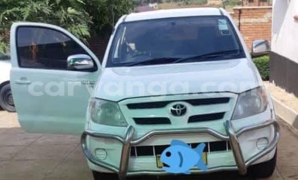 Buy Used Toyota Hilux White Car in Blantyre in Malawi Buy Used Toyota Hilux White Car in Blantyre in Malawi
