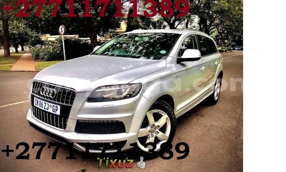 Buy Used Audi Q7 Silver Car in Chiradzulu in Chiradzulu Buy Used Audi Q7 Silver Car in Chiradzulu in Chiradzulu