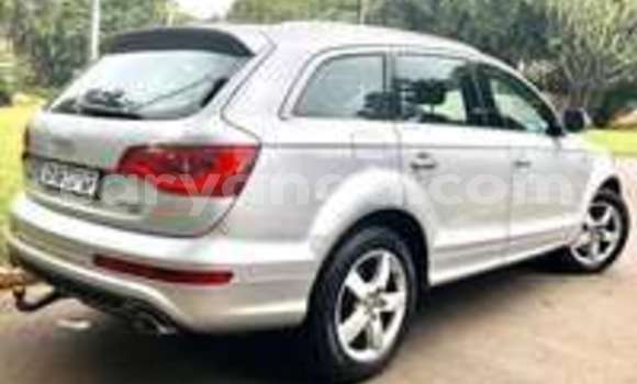 Buy Used Audi Q7 Silver Car in Chiradzulu in Chiradzulu Buy Used Audi Q7 Silver Car in Chiradzulu in Chiradzulu