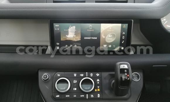 Nunua Ilio tumika Land Rover Defender Beige Gari ndani ya Blantyre nchini Malawi Nunua Ilio tumika Land Rover Defender Beige Gari ndani ya Blantyre nchini Malawi