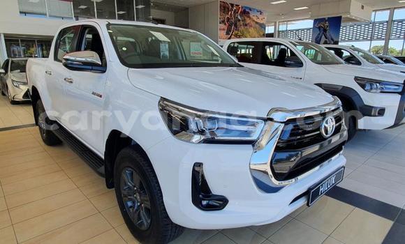 Nunua Ilio tumika Toyota Hilux White Gari ndani ya Blantyre nchini Malawi Nunua Ilio tumika Toyota Hilux White Gari ndani ya Blantyre nchini Malawi