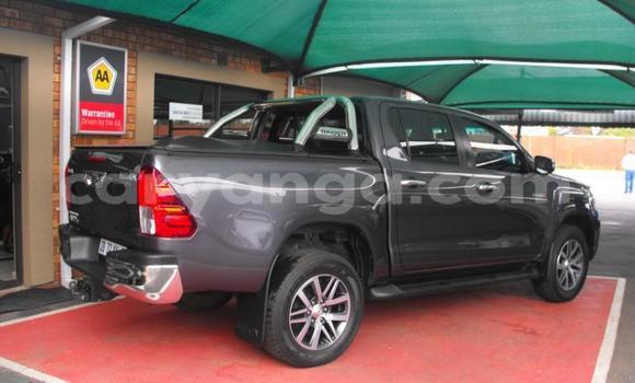 Nunua Ilio tumika Toyota Hilux Silver Gari ndani ya Blantyre nchini Malawi Nunua Ilio tumika Toyota Hilux Silver Gari ndani ya Blantyre nchini Malawi