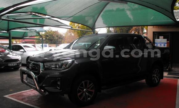 Nunua Ilio tumika Toyota Hilux Silver Gari ndani ya Blantyre nchini Malawi Nunua Ilio tumika Toyota Hilux Silver Gari ndani ya Blantyre nchini Malawi