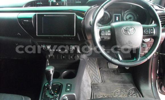 Nunua Ilio tumika Toyota Hilux Silver Gari ndani ya Blantyre nchini Malawi Nunua Ilio tumika Toyota Hilux Silver Gari ndani ya Blantyre nchini Malawi