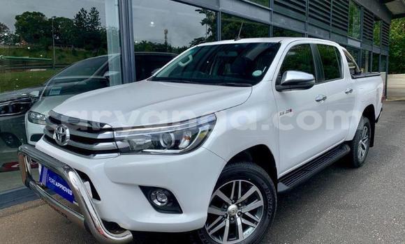 Nunua Ilio tumika Toyota Hilux White Gari ndani ya Blantyre nchini Malawi Nunua Ilio tumika Toyota Hilux White Gari ndani ya Blantyre nchini Malawi