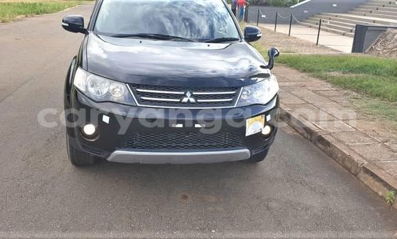 Buy Used Mitsubishi Outlander Black Car in Blantyre in Malawi