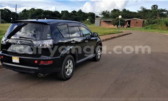 Nunua Ilio tumika Mitsubishi Outlander Black Gari ndani ya Blantyre nchini Malawi Nunua Ilio tumika Mitsubishi Outlander Black Gari ndani ya Blantyre nchini Malawi