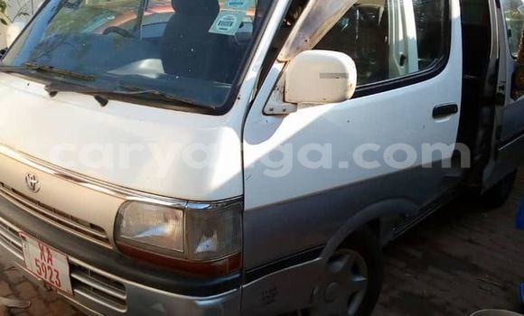 Nunua Ilio tumika Toyota Hiace White Gari ndani ya Blantyre nchini Malawi Nunua Ilio tumika Toyota Hiace White Gari ndani ya Blantyre nchini Malawi