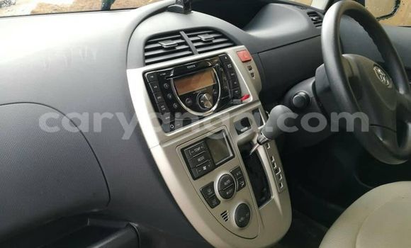 Acheter Occasion Voiture Toyota Ractis Rouge à Blantyre, Malawi Acheter Occasion Voiture Toyota Ractis Rouge à Blantyre, Malawi