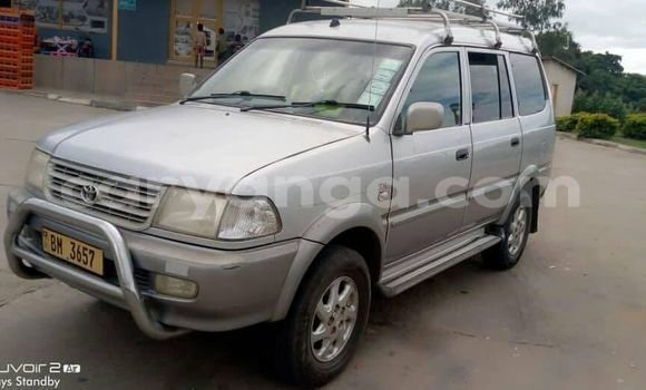 Nunua Ilio tumika Toyota Commuter Silver Gari ndani ya Blantyre nchini Malawi Nunua Ilio tumika Toyota Commuter Silver Gari ndani ya Blantyre nchini Malawi