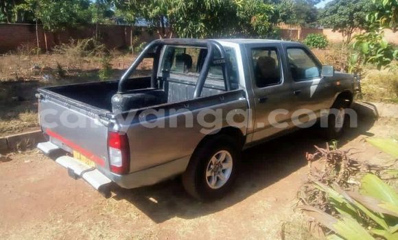 Nunua Ilio tumika Nissan Hardbody Silver Gari ndani ya Blantyre nchini Malawi Nunua Ilio tumika Nissan Hardbody Silver Gari ndani ya Blantyre nchini Malawi