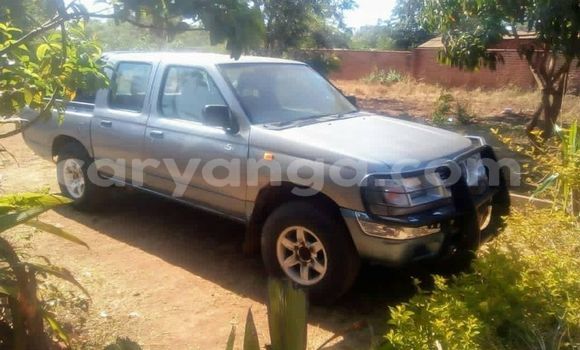Nunua Ilio tumika Nissan Hardbody Silver Gari ndani ya Blantyre nchini Malawi Nunua Ilio tumika Nissan Hardbody Silver Gari ndani ya Blantyre nchini Malawi