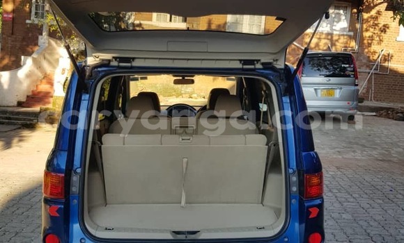 Acheter Occasion Voiture Nissan Lafesta Bleu à Blantyre, Malawi