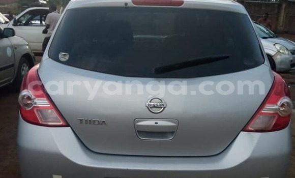 Nunua Ilio tumika Nissan Tiida Silver Gari ndani ya Blantyre nchini Malawi Nunua Ilio tumika Nissan Tiida Silver Gari ndani ya Blantyre nchini Malawi