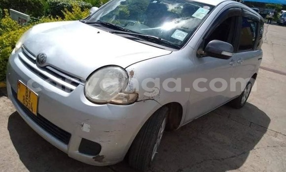 Nunua Ilio tumika Toyota Sienta Silver Gari ndani ya Blantyre nchini Malawi Nunua Ilio tumika Toyota Sienta Silver Gari ndani ya Blantyre nchini Malawi
