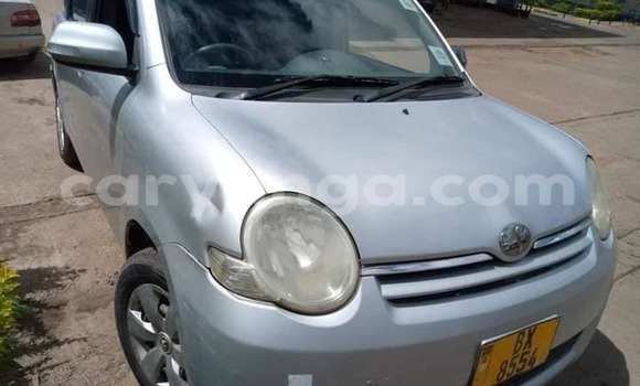 Nunua Ilio tumika Toyota Sienta Silver Gari ndani ya Blantyre nchini Malawi Nunua Ilio tumika Toyota Sienta Silver Gari ndani ya Blantyre nchini Malawi