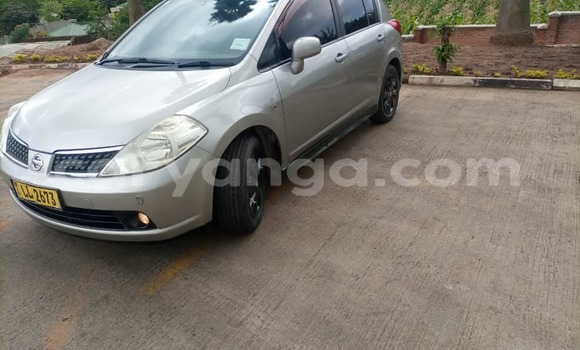 Nunua Ilio tumika Nissan Tiida Silver Gari ndani ya Blantyre nchini Malawi Nunua Ilio tumika Nissan Tiida Silver Gari ndani ya Blantyre nchini Malawi