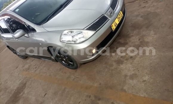 Nunua Ilio tumika Nissan Tiida Silver Gari ndani ya Blantyre nchini Malawi Nunua Ilio tumika Nissan Tiida Silver Gari ndani ya Blantyre nchini Malawi