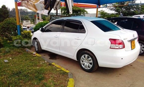 Nunua Ilio tumika Toyota Belta White Gari ndani ya Blantyre nchini Malawi Nunua Ilio tumika Toyota Belta White Gari ndani ya Blantyre nchini Malawi