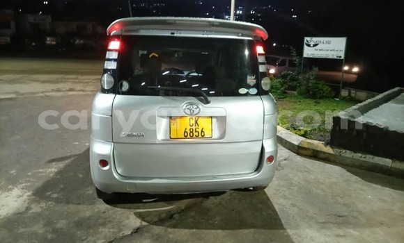 Buy Used Toyota Sienta Silver Car in Blantyre in Malawi Buy Used Toyota Sienta Silver Car in Blantyre in Malawi