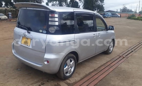 Buy Used Toyota Sienta Silver Car in Blantyre in Malawi Buy Used Toyota Sienta Silver Car in Blantyre in Malawi