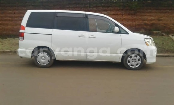 Buy Used Toyota Noah White Car in Blantyre in Malawi Buy Used Toyota Noah White Car in Blantyre in Malawi