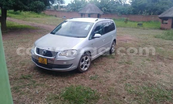 Buy Used Volkswagen Touran Silver Car in Blantyre in Malawi