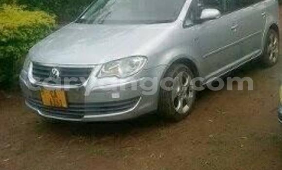 Acheter Occasion Voiture Volkswagen Touran Gris à Blantyre, Malawi Acheter Occasion Voiture Volkswagen Touran Gris à Blantyre, Malawi