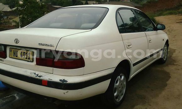 Acheter Occasion Voiture Toyota Corolla Blanc à Blantyre, Malawi Acheter Occasion Voiture Toyota Corolla Blanc à Blantyre, Malawi