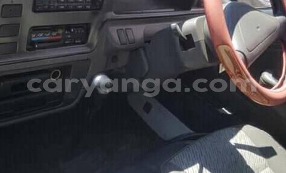 Acheter Occasion Voiture Nissan Caravan Blanc à Blantyre, Malawi Acheter Occasion Voiture Nissan Caravan Blanc à Blantyre, Malawi