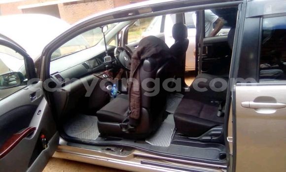 Buy Used Toyota Isis Silver Car in Lilongwe in Malawi Buy Used Toyota Isis Silver Car in Lilongwe in Malawi