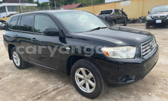 Buy Import Toyota Kluger Black Car in Lilongwe in Malawi Buy Import Toyota Kluger Black Car in Lilongwe in Malawi