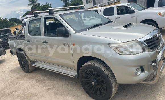 Buy Import Toyota Hilux Silver Car in Lilongwe in Malawi Buy Import Toyota Hilux Silver Car in Lilongwe in Malawi