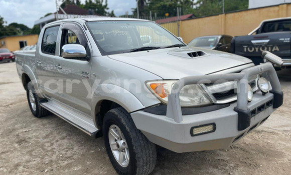 Buy Import Toyota Hilux Silver Car in Lilongwe in Malawi Buy Import Toyota Hilux Silver Car in Lilongwe in Malawi